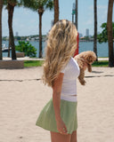 <h3><em>Shop the look</em></h3>